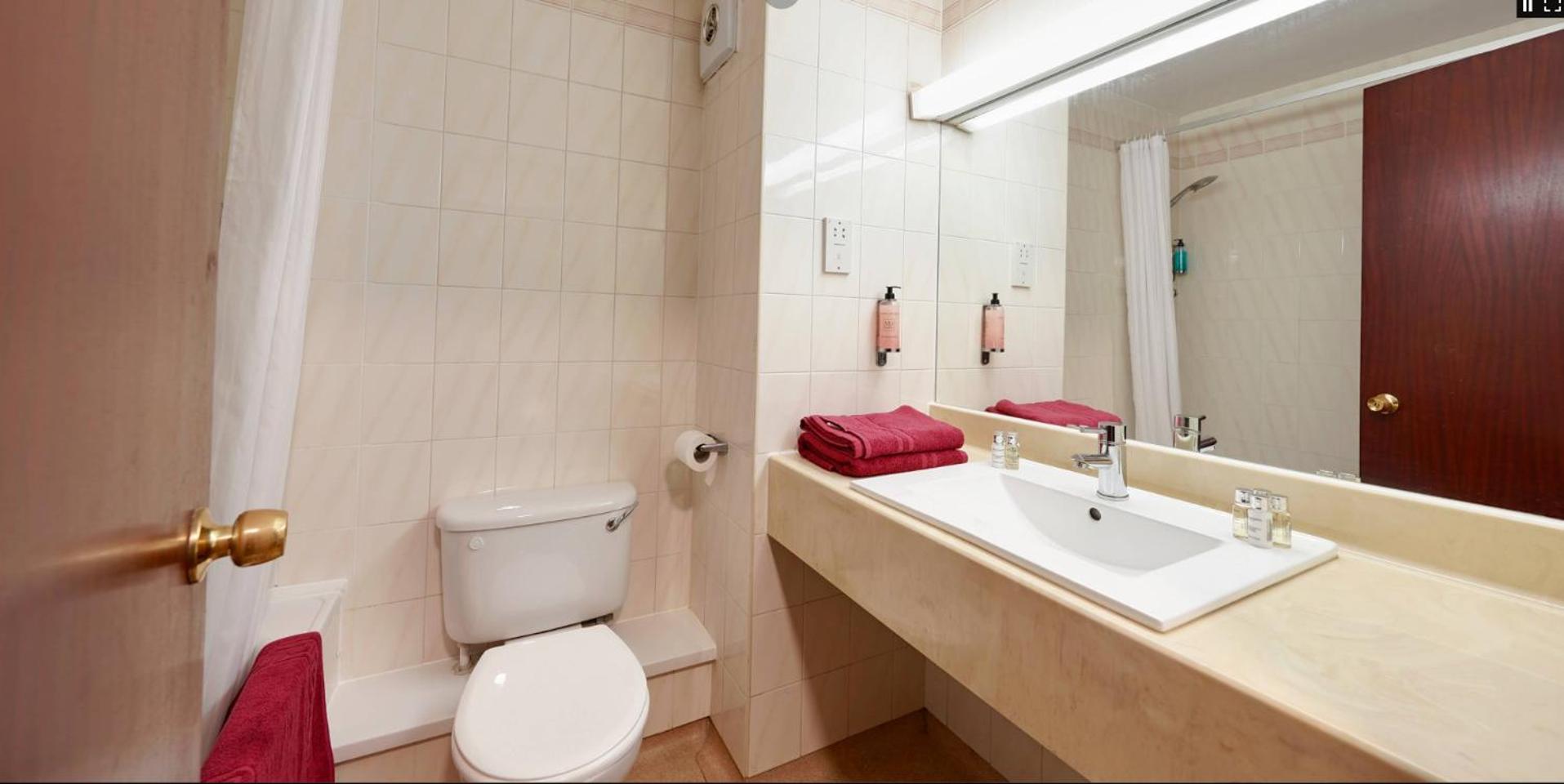 The University Of Buckingham - Mount Pleasant Hotel Luaran gambar